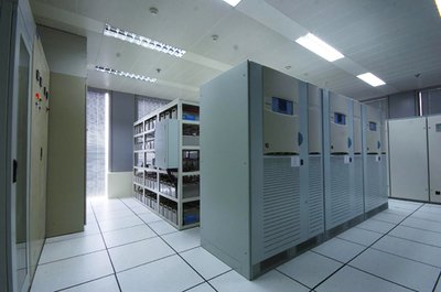 機(jī)房UPS.jpg